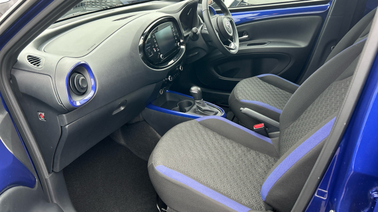 Toyota Aygo X 1.0 VVT-i Edge 5dr Auto Petrol Hatchback